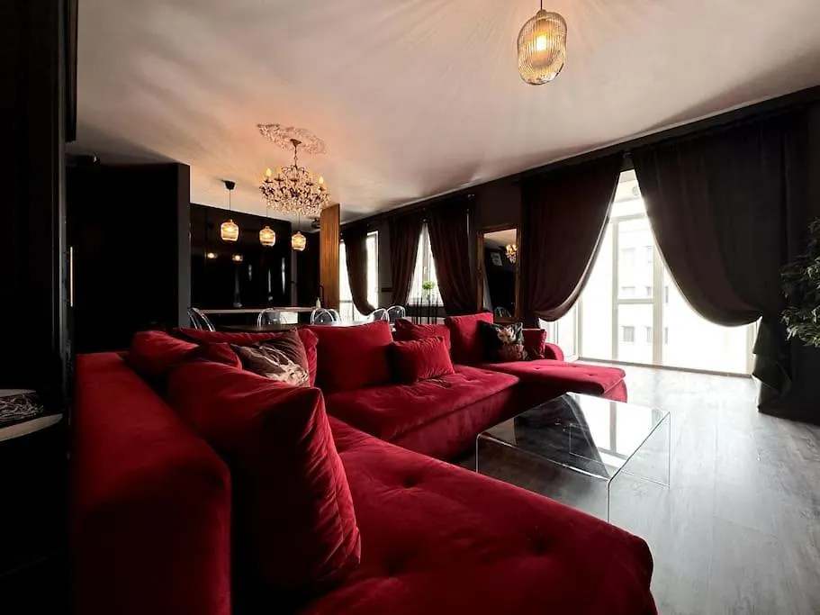 Ultra Central Premium Duplex Budapest 0*,  Hungary